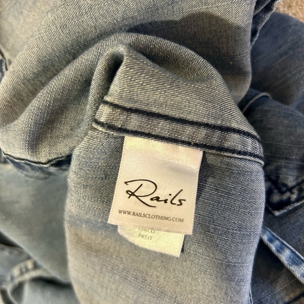 💙”Rails” Maverick Dark Vintage Wash Shacket w/ Hidden Button Front Size S💙 - Picture 10 of 15